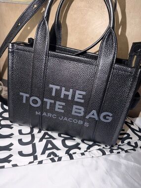 Marc Jacobs The Leather Small Tote Bag New With Dust Bag Retail $398